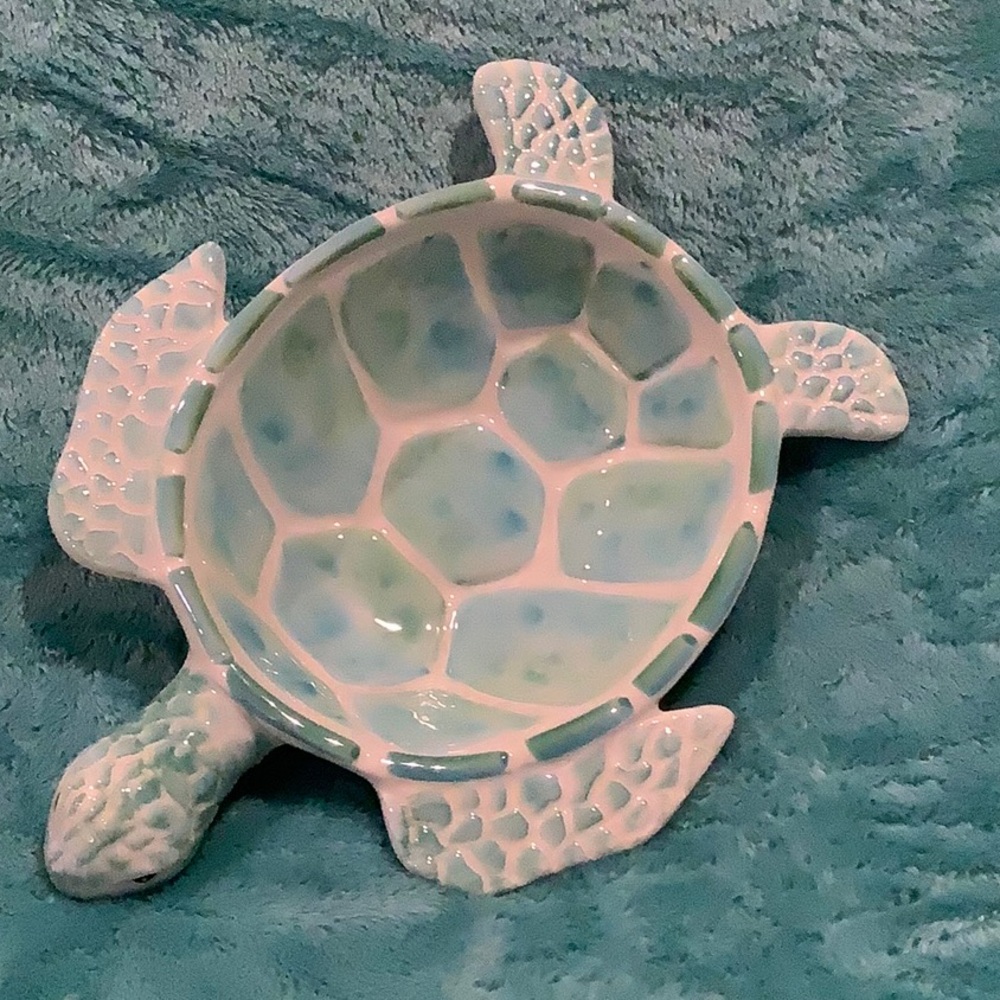 Ceramic SeaTurtle Serve Bowl or Jewelry Dish NWT Coastal Collection 10”X7.5X2.5 - Picture 12 of 14